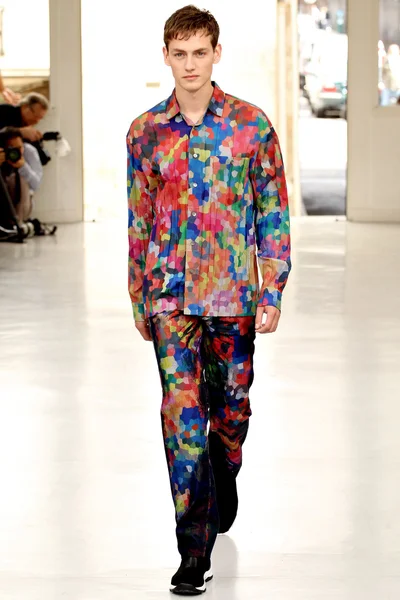 Look 29
